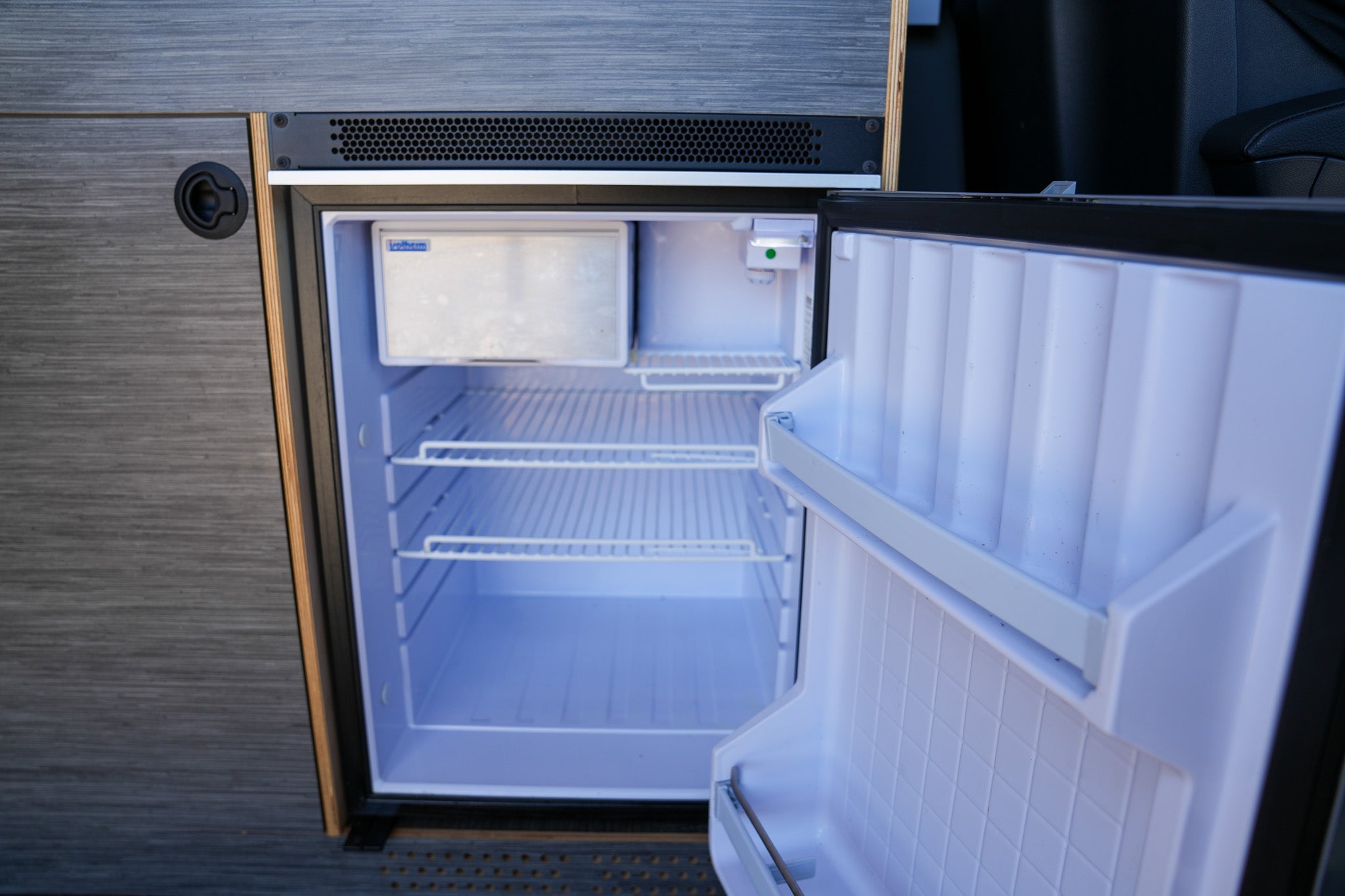 2017 Mercedes Sprinter 2500 – Outpost Vans Build - Seeker Collective